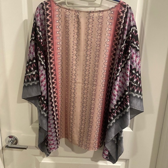 BOB MACKIE WEARABLE ART WOMEN’S TOP - Picture 4 of 6